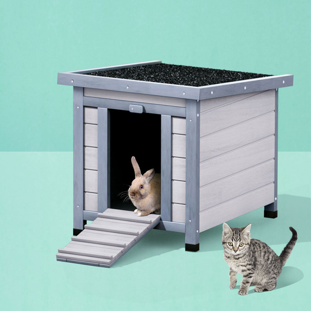 Wooden Outdoor Cat Shelter with Sloped Roof and Lockable Doors