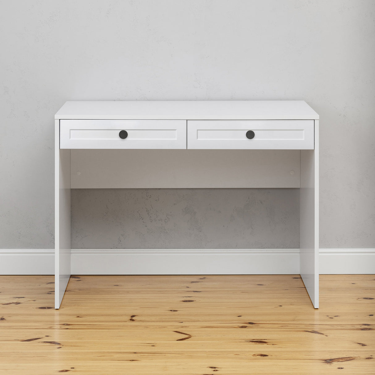 ODESSA DESK - WHITE - HAMPTONS - ROUND BLACK