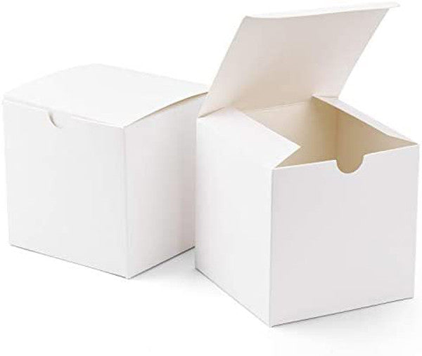 100 Pack of White 5cm Cube Gift Boxes - Foldable Small Square Boxes for Wedding Favors, Jewelry, Party Treats, and Candy Packaging