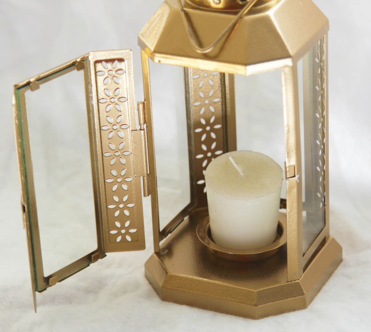 Set of 10 Gold Metal Lanterns for Tealight Candles - Perfect for Weddings, Summer Parties, and Home Décor - 21cm Height