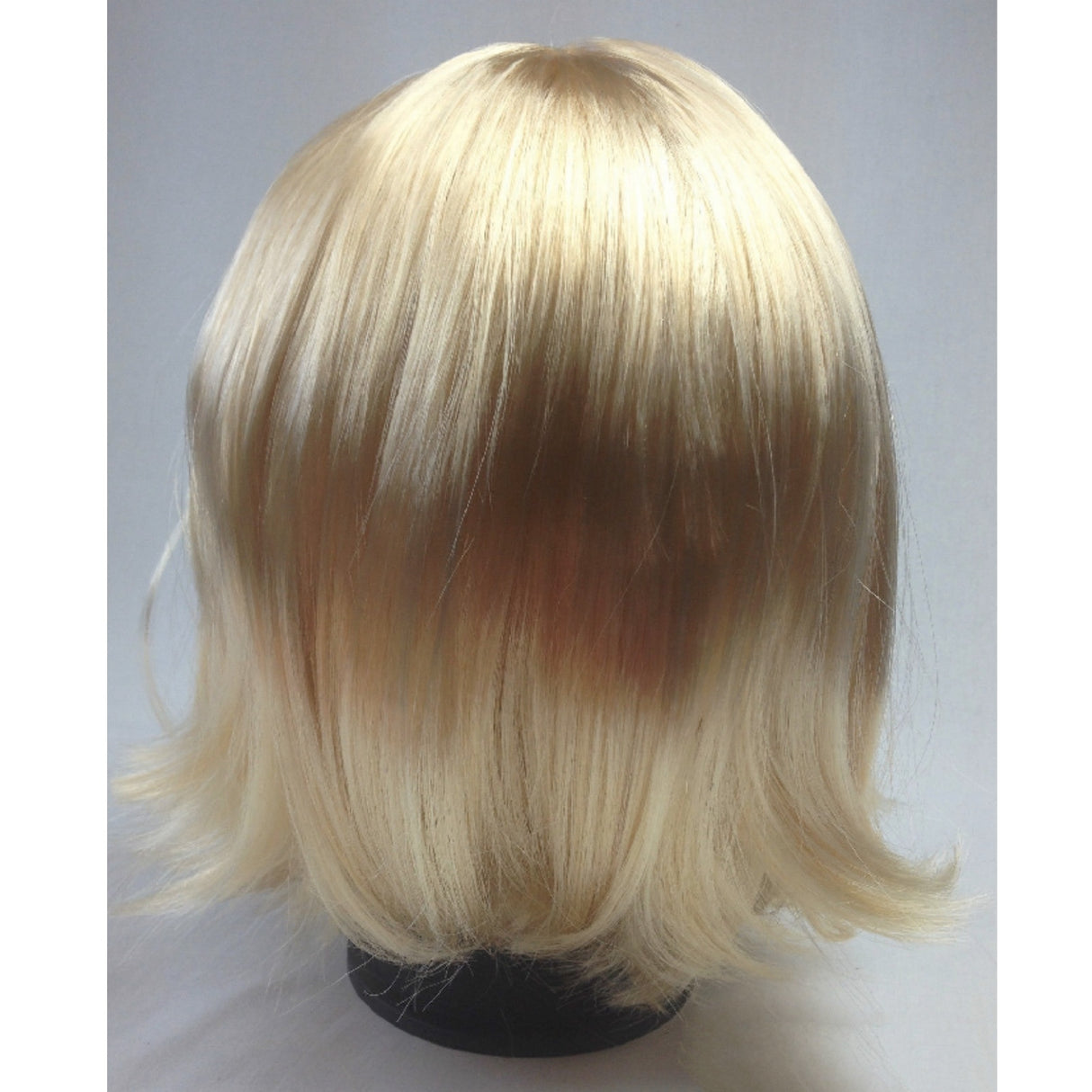 Chic Straight Blonde Bob Wig with Fringe for Themed Parties and Cosplay - Women's Costume Accessory