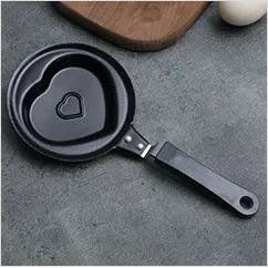 Cute Mini Heart-Shaped Non-Stick Frying Pan for Playful Cooking, Free Shipping