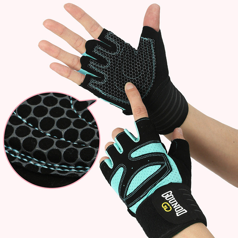 Size M Black And Blue Breathable Anti-Slip Gym Gloves for Workout and Weightlifting - Durable, Adjustable Fitness Gloves for Men and Women